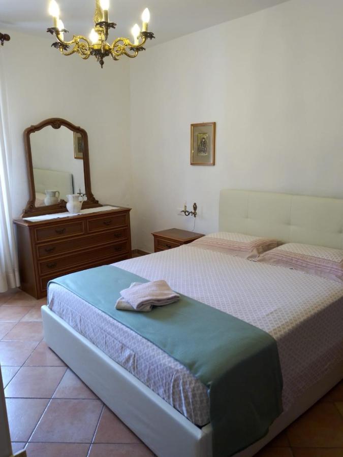 Appartamento Bellavista คาสเตลลินา มาริตติมา ภายนอก รูปภาพ